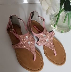 ☘Union bay sandals